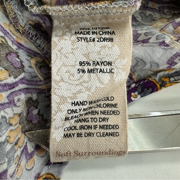 Soft Surroundings Lightweight Top Women Sz Small  French Cuff Covered Button - Picture 5 of 9